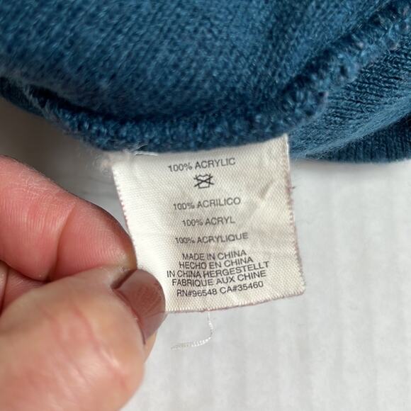 Oakley Logo Beanie Cap Regular Fit - Picture 4 of 7